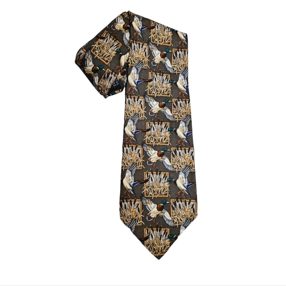 Vintage Field & Stream Tie Standard Fit 100% Silk